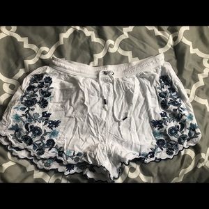 Abercrombie Floral Flowy Shorts